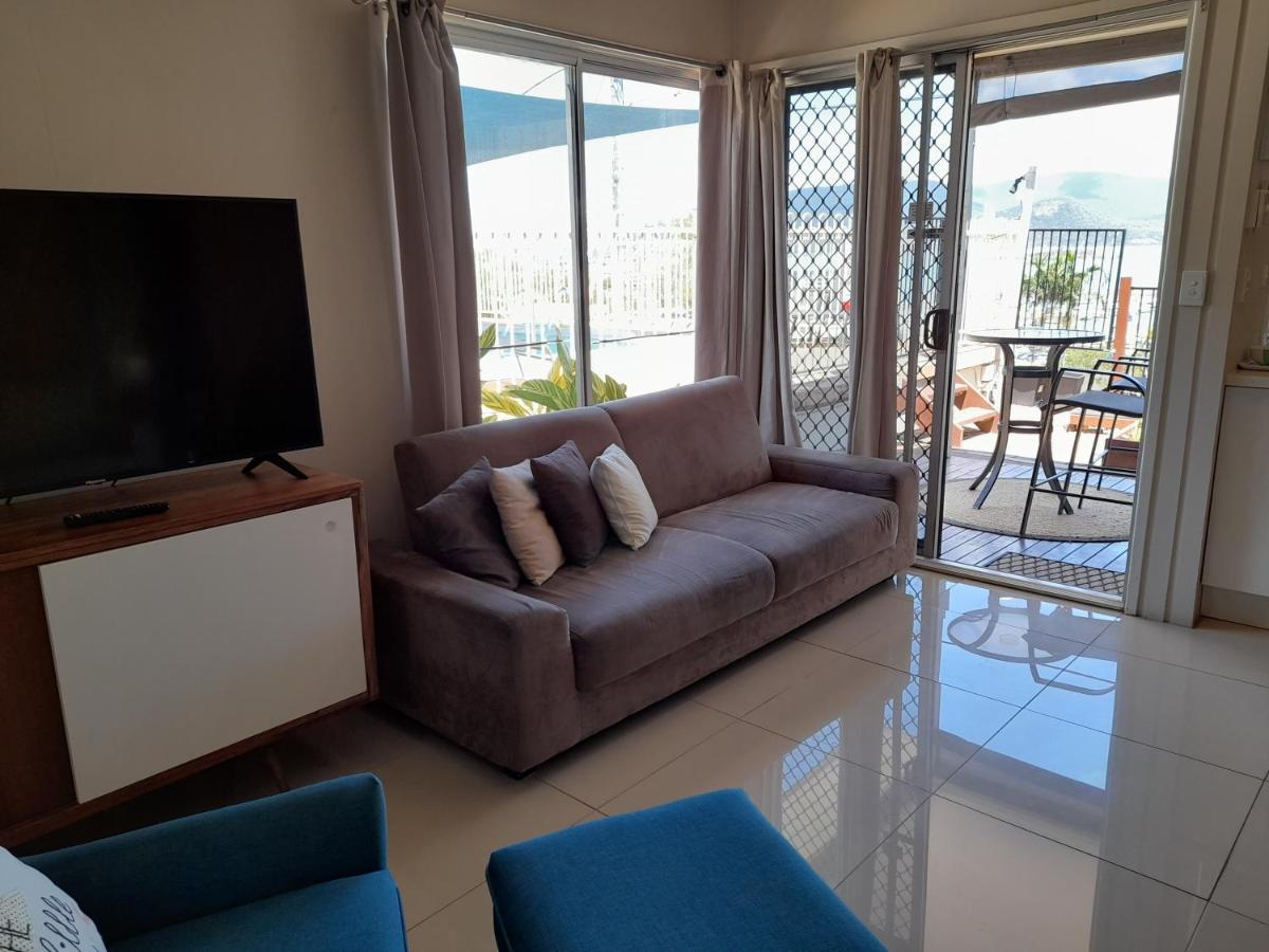 Airlie Apartments Airlie Beach Exterior photo
