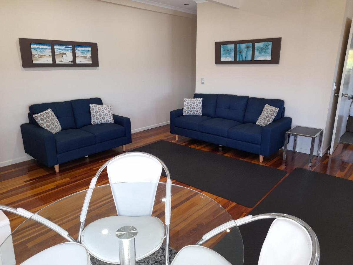 Airlie Apartments Airlie Beach Exterior photo