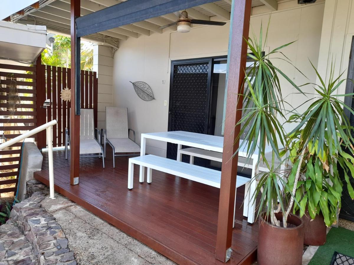 Airlie Apartments Airlie Beach Exterior photo