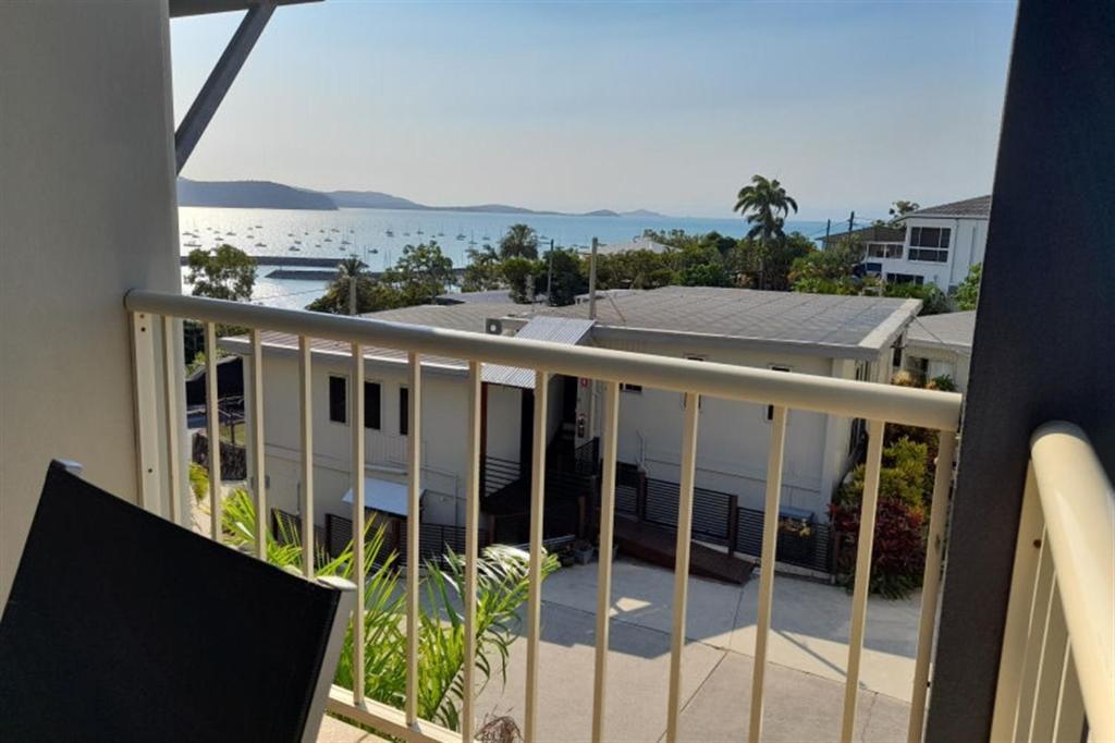 Airlie Apartments Airlie Beach Exterior photo