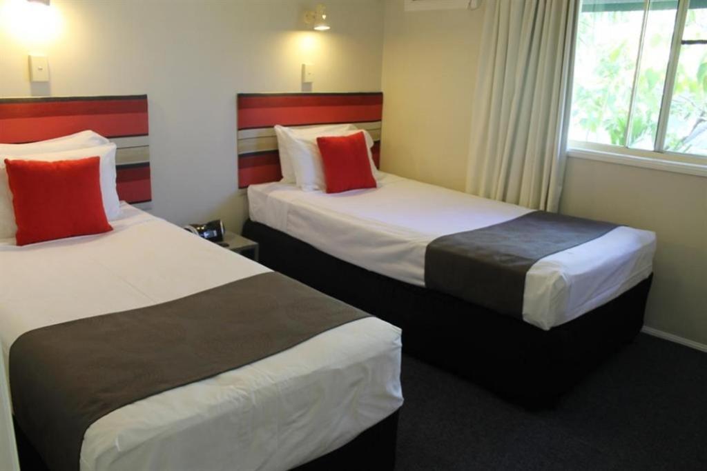 Airlie Apartments Airlie Beach Exterior photo
