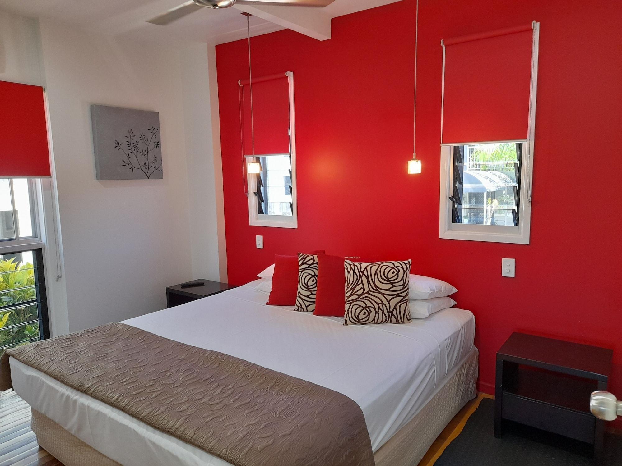 Airlie Apartments Airlie Beach Exterior photo