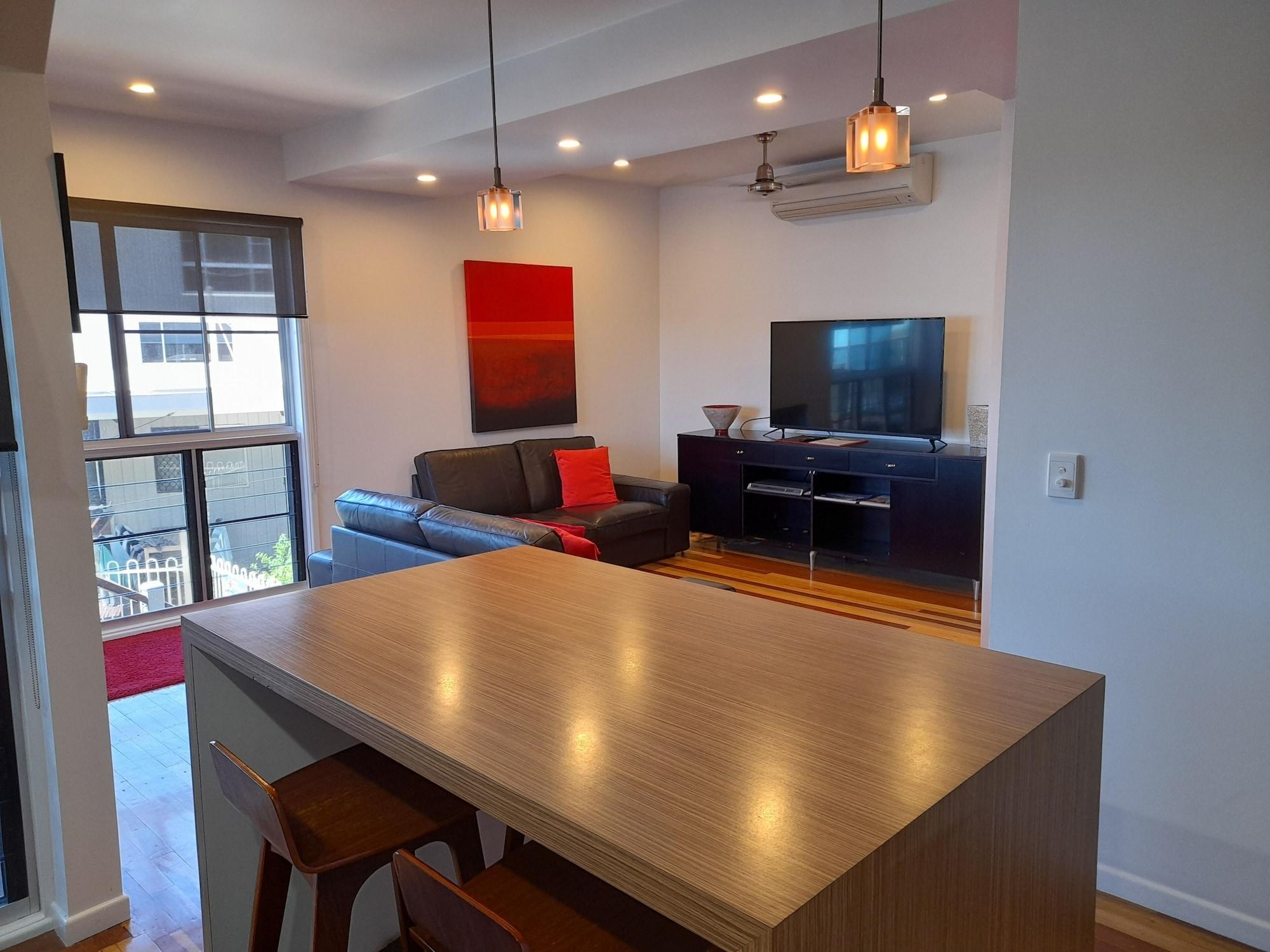 Airlie Apartments Airlie Beach Exterior photo