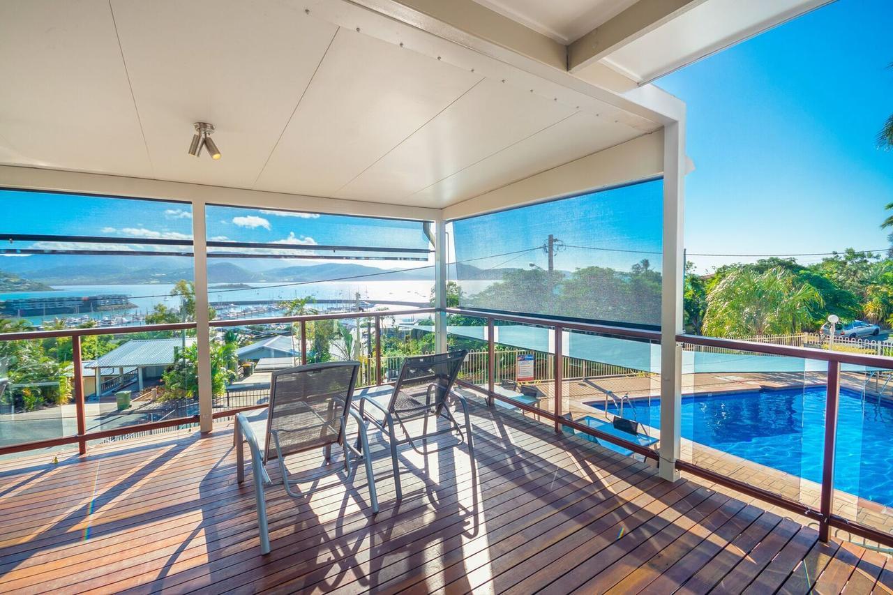 Airlie Apartments Airlie Beach Exterior photo